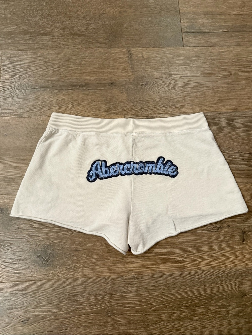 Abercrombie Y2K Vintage Sweat Shorts With Embroidered Butt Patch White Blue